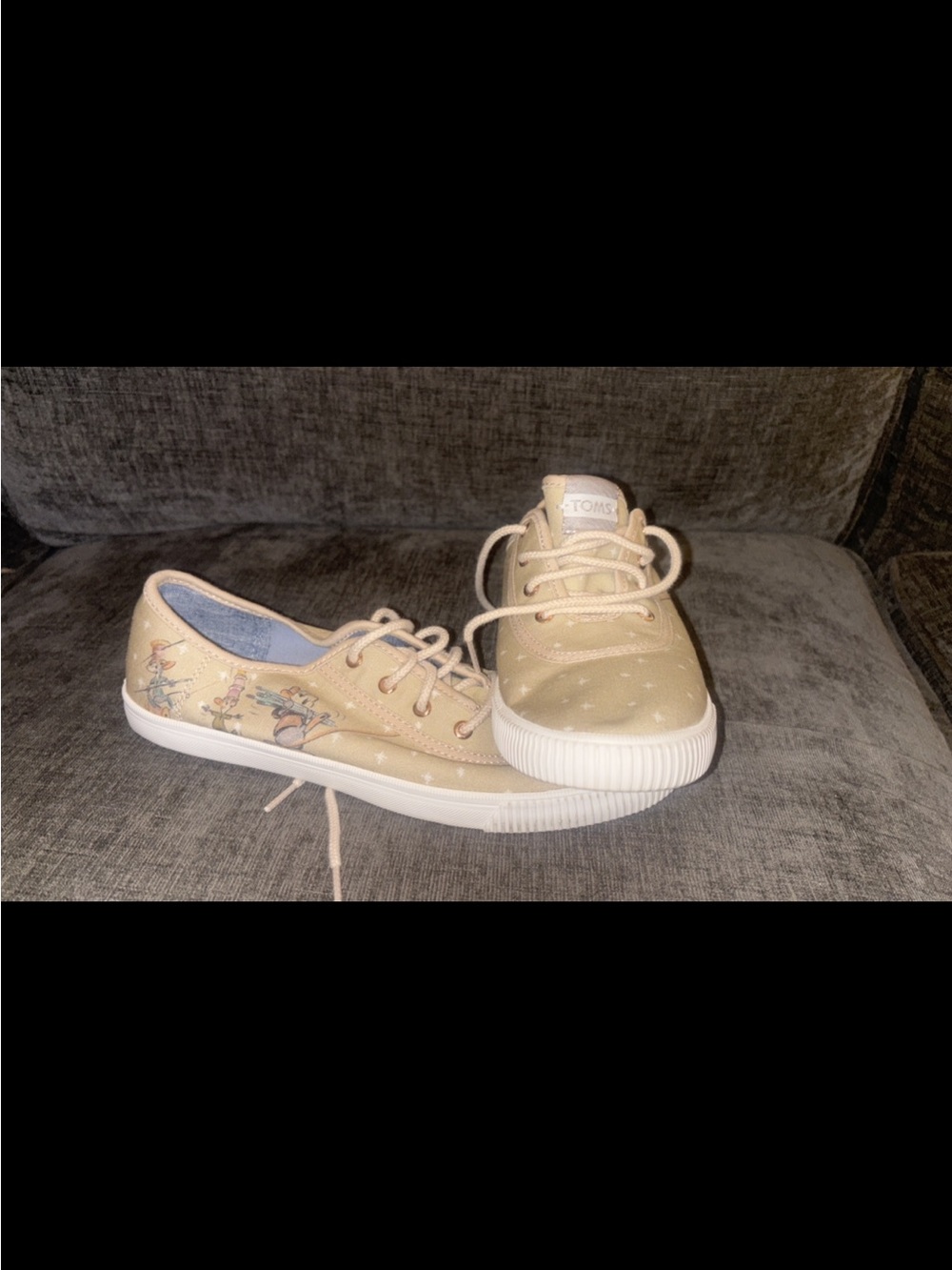 DISNEY TOMS Beige Polka Dot Sneakers (Cinderella theme)